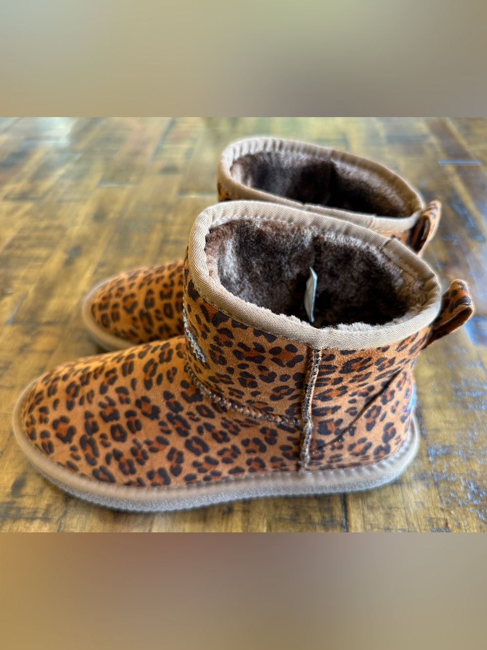 NFL Denver Broncos Leopard Boots • Women’s 8 • Crystal Logo • Faux Fur • - Picture 2 of 10